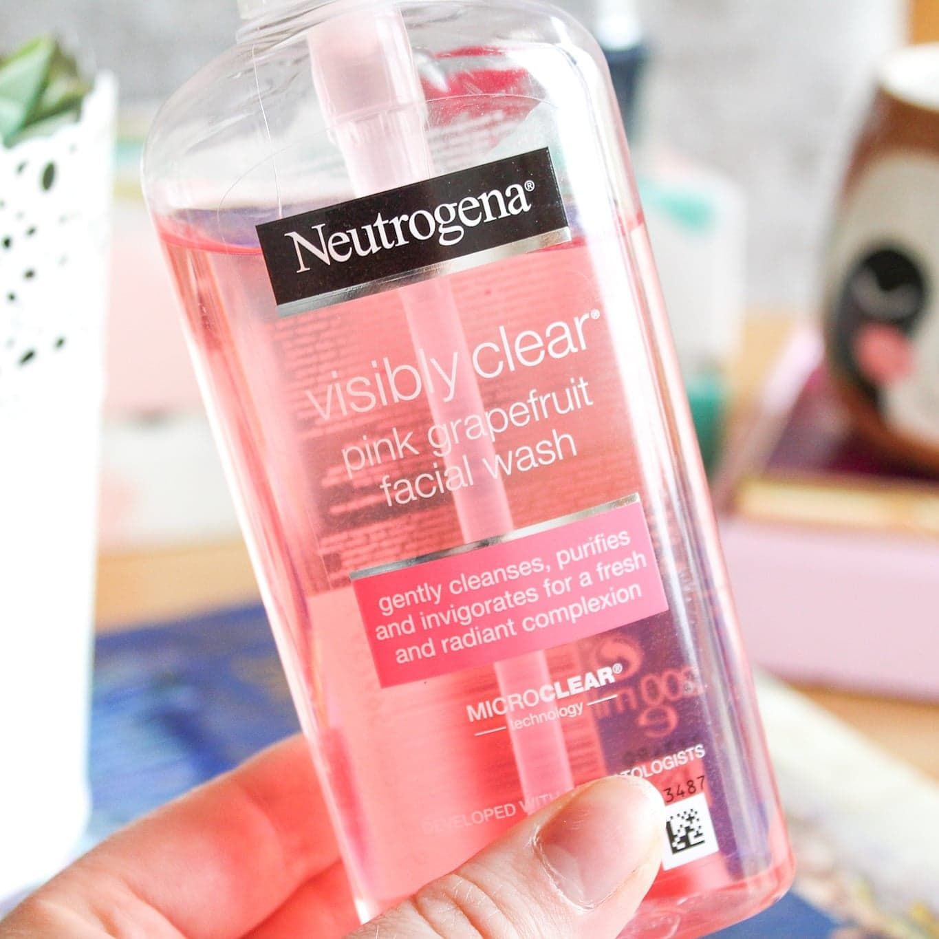 Neutrogena Visibly Clear Pink Grapefruit Facial Wash